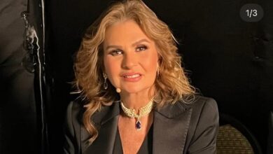 يسرا تخطف الأنظار بهذه الإطلالة في باريس